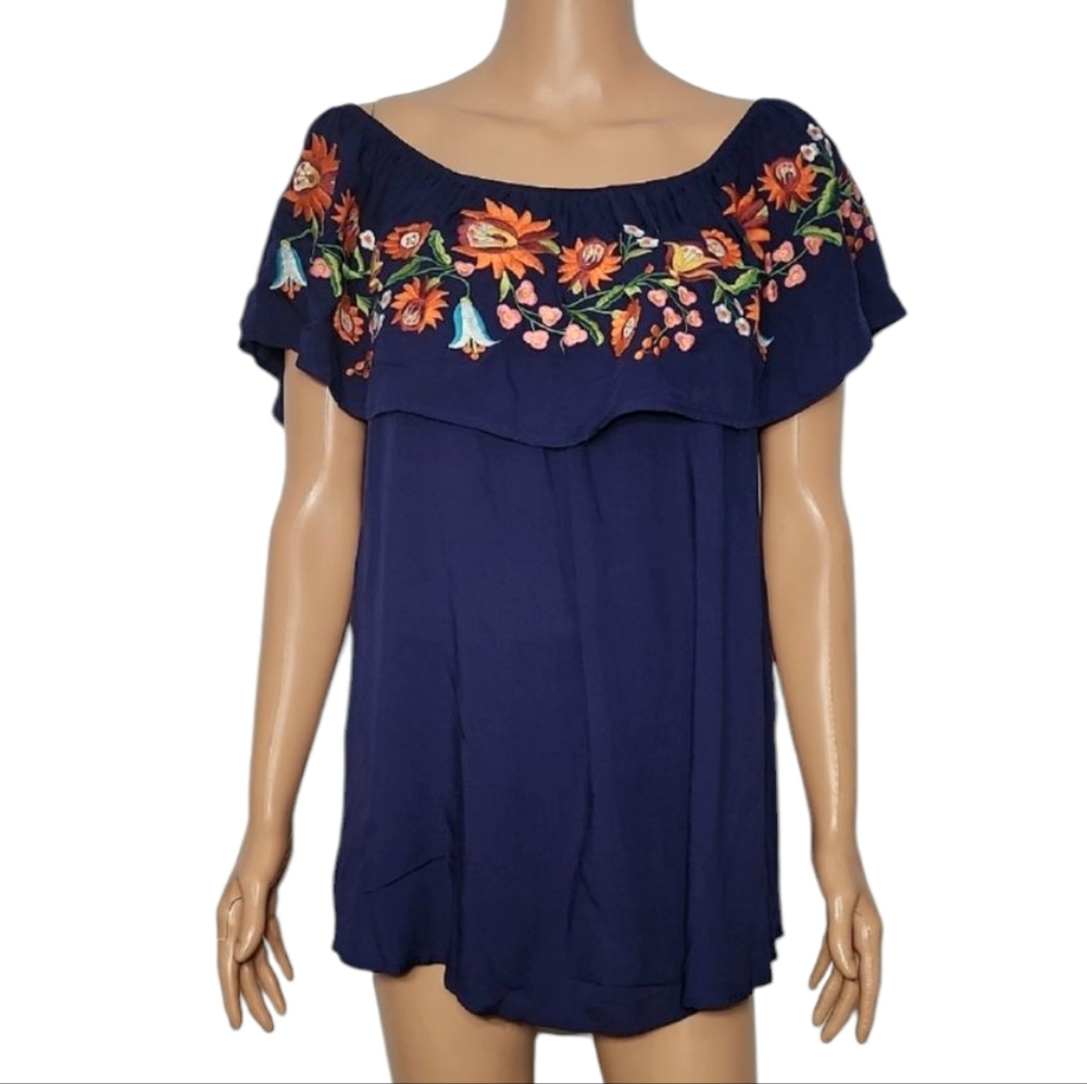 Davi And Dani Embroidered Navy Blue Women's Top Plus‎ Size 1XL NWT